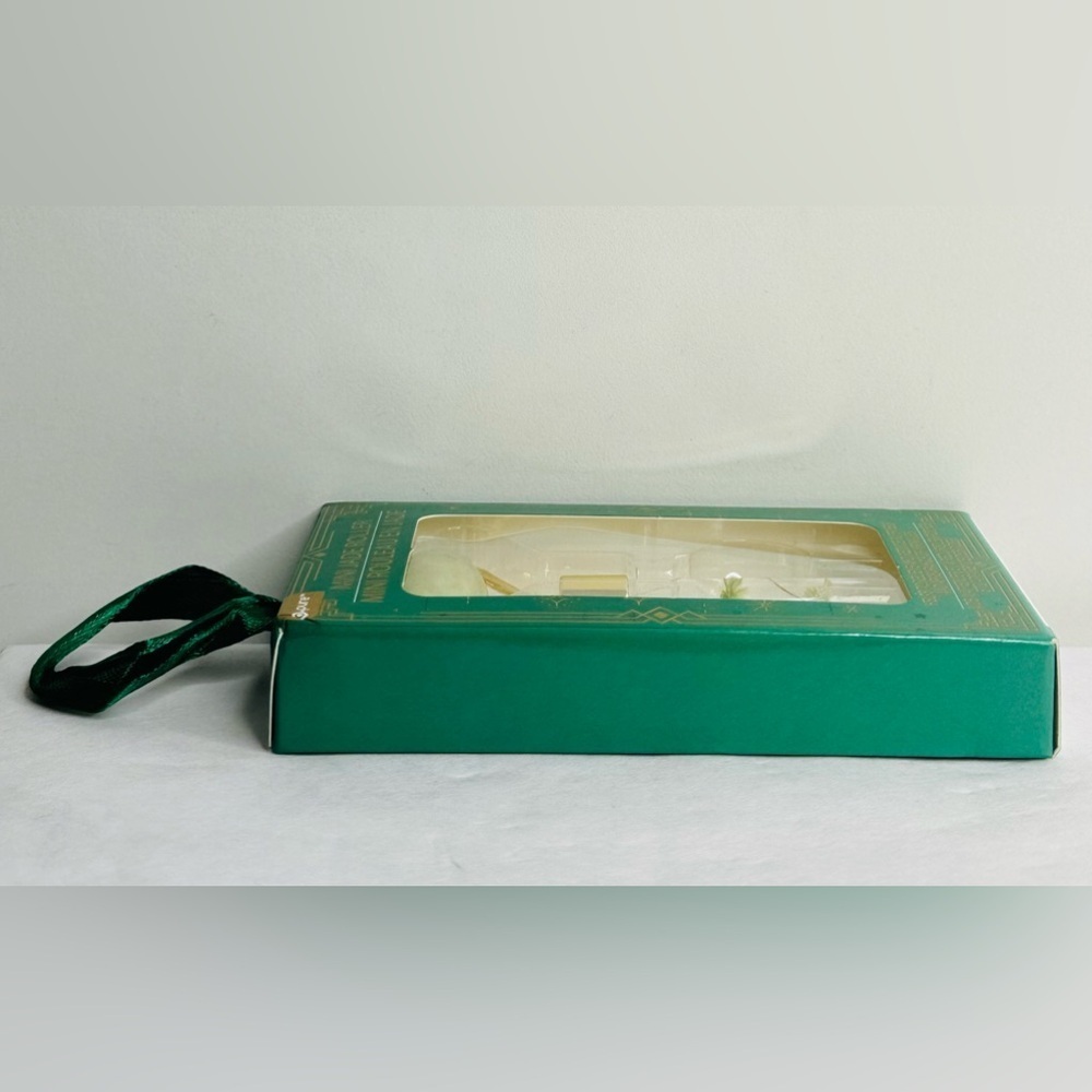 B‎ Pure Mini Facial Jade Roller Stone-Brand NEW IN BOX - Picture 5 of 8